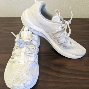 Puma Women's Prowl Alt White Grey Running Shoes